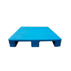 Reinforced Plastic Pallet – Flat Deck with Three Runners 5