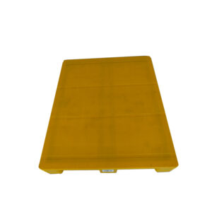 1200×1000×165Reinforced-Plastic-Pallet-–-Flat-Deck-with-Three-Runners-2