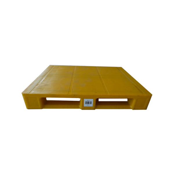 1200×1000×165Reinforced-Plastic-Pallet-–-Flat-Deck-with-Three-Runners-5