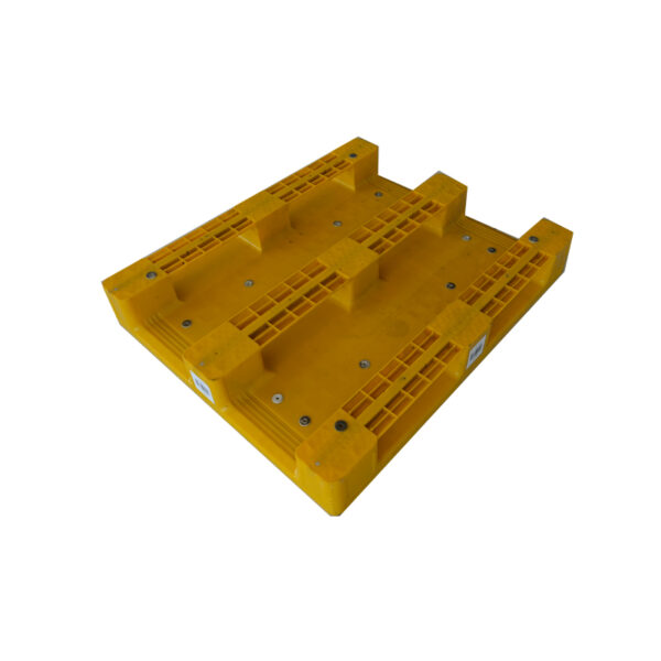 1200×1000×165Reinforced-Plastic-Pallet-–-Flat-Deck-with-Three-Runners-6