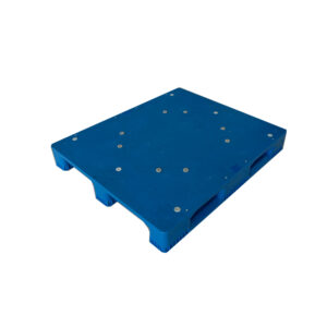 1210165-Heavy-Duty-Welded-Flat-Deck-Plastic-Pallets-with-3-Runner-1