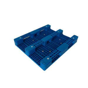1210165-Heavy-Duty-Welded-Flat-Deck-Plastic-Pallets-with-3-Runner-6