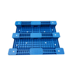1300X1000X165mm-Flat-Top-Plastic-Pallets-with-3-Runners-5