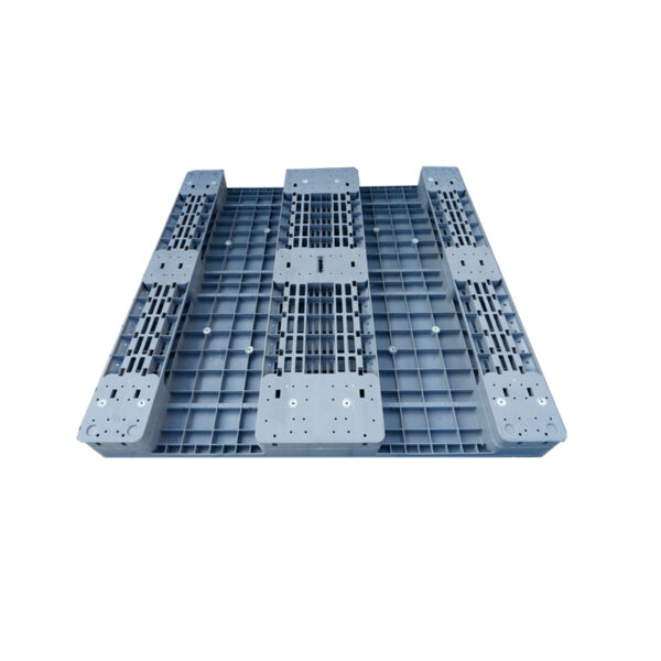 1650×1650×165-Welded-Flat-Deck-Plastic-Pallets-with-3-Runners-5