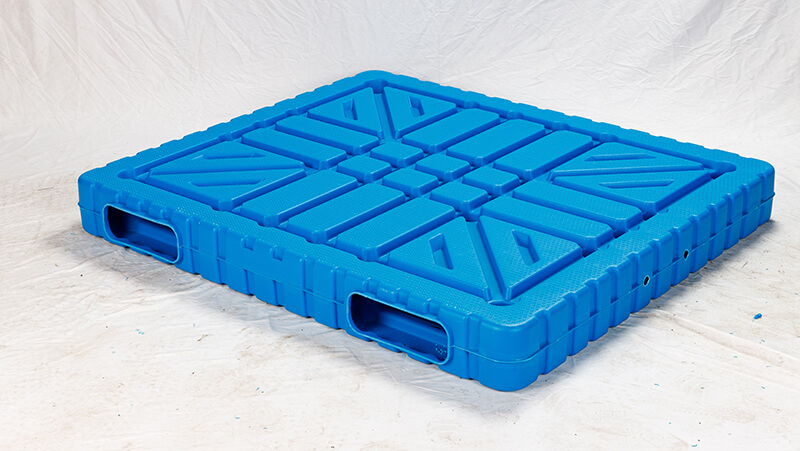  1400×1200-Double-Faced-Blow-Molded-Plastic-Pallet-1-1