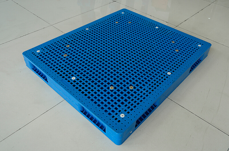 1500×1300-Heavy-Duty-Double-Sided-Welded-Pallets-for-Fertilizer-11