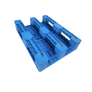 Load more Attachment Details 800×600-Three-Runner-Flat-Top-Plastic-Pallet-2