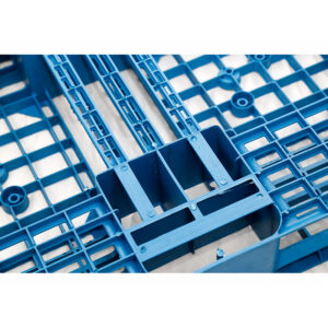 1111125 1100x1100 Light Weight Six-Runner Grid Plastic Pallets 4